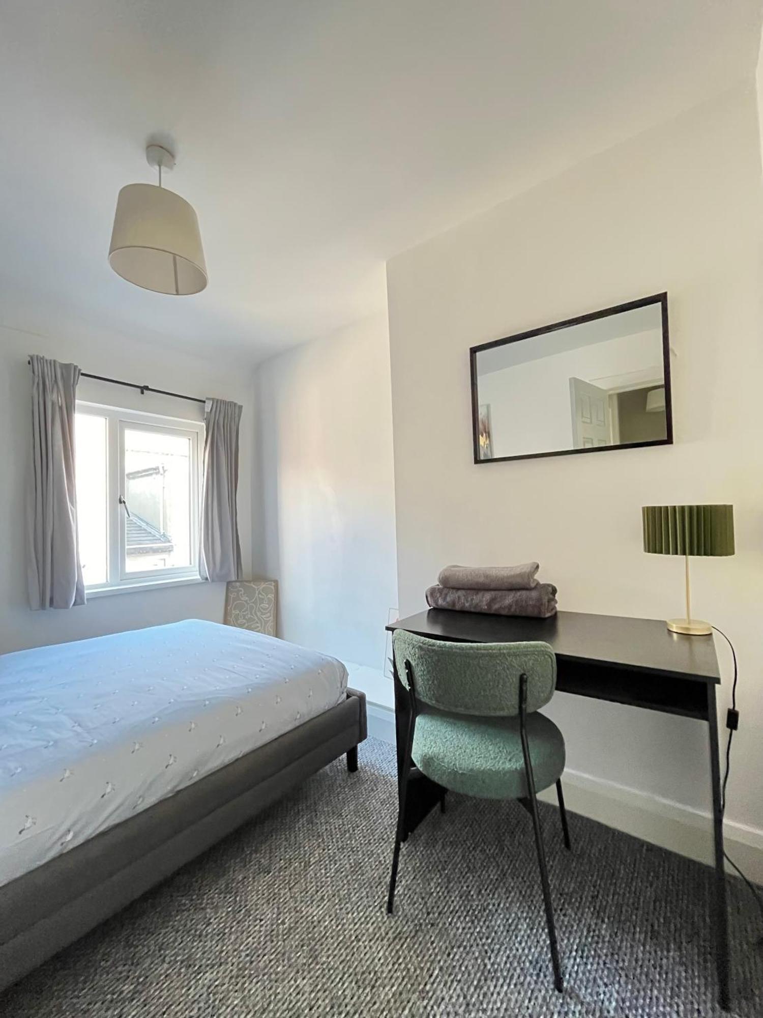 Apartamento Bailey'S Townhouse Belfast Exterior foto